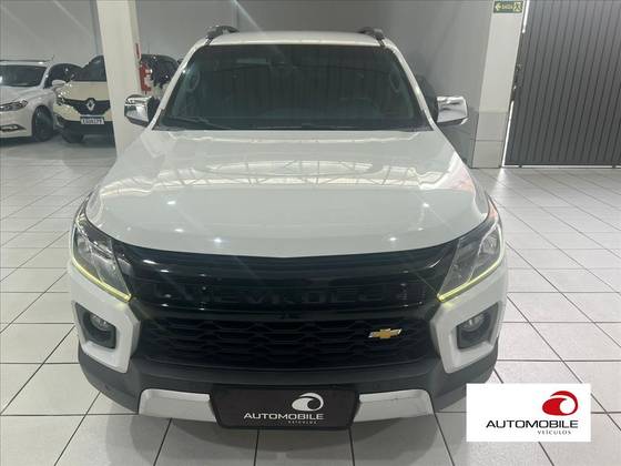 CHEVROLET S10 2.8 16V TURBO DIESEL HIGH COUNTRY CD 4X4 AUTOMÁTICO